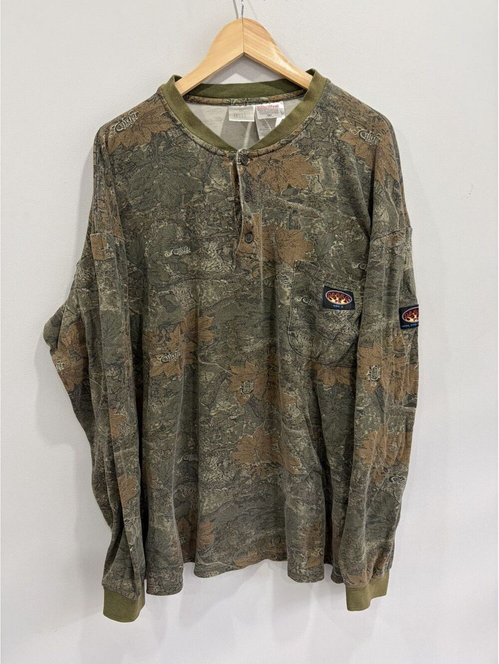 Vintage Camo Real Tree Longseeve henley shirt